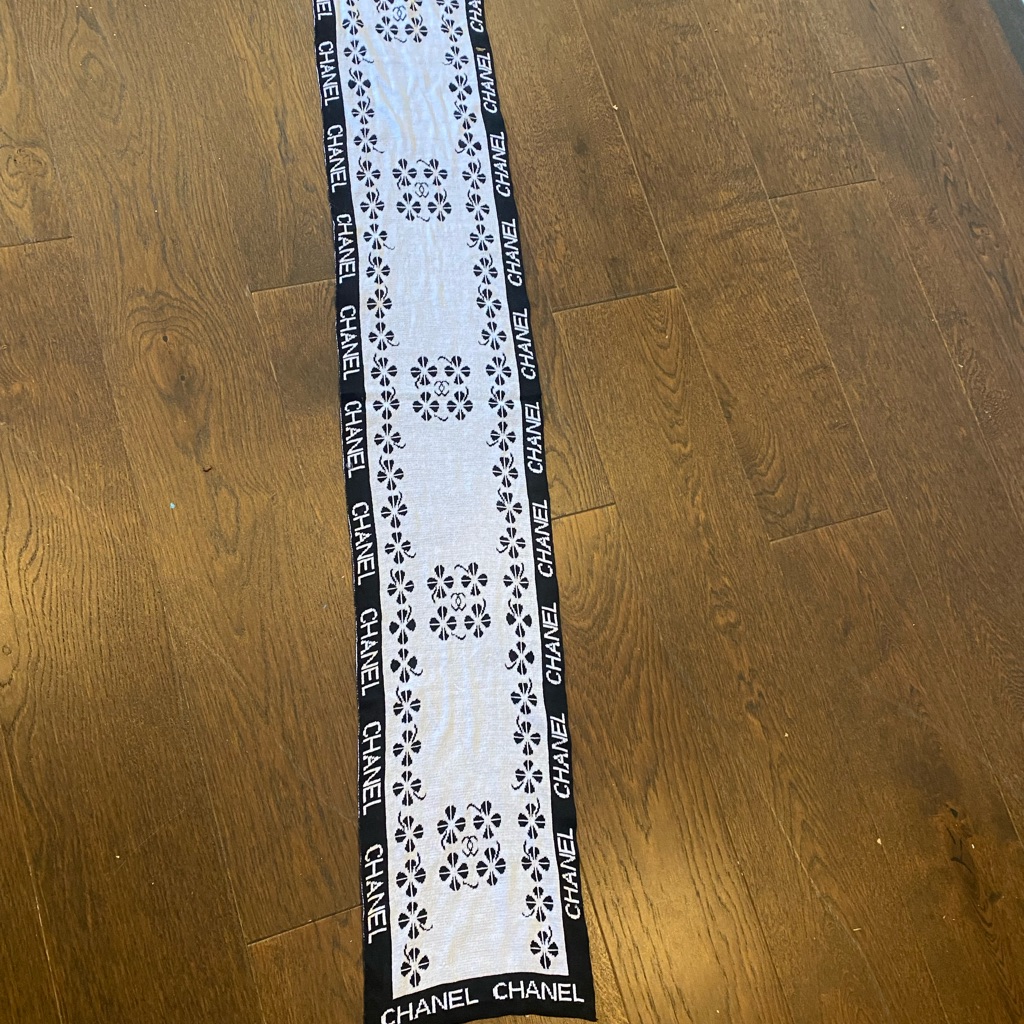 Chanel Black And White Scarf Style Women’s Great For All Occasion